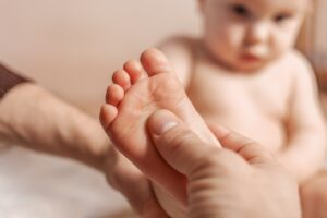 Massage du bébé Douvaine Source de bien être