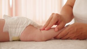 Massage du bébé Douvaine Source de bien-être